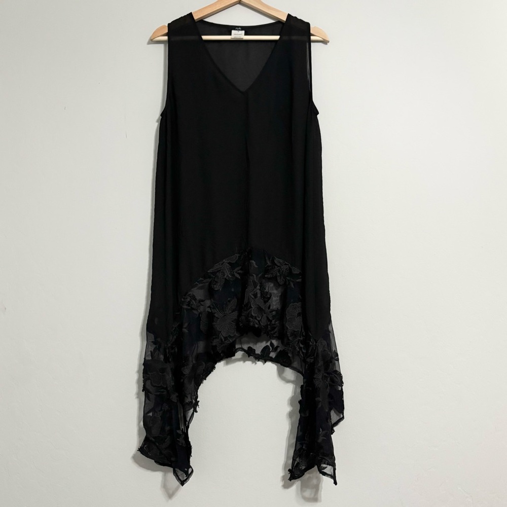 RUTI Black Sheer Lace Floral Tunic Mini Dress